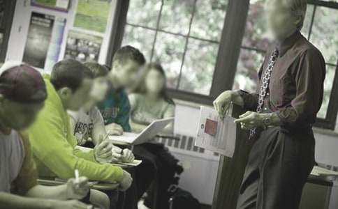 С�W(xu��)Ӣ�Z�̎����й������Y(ji��)��ͨ��40ƪ��